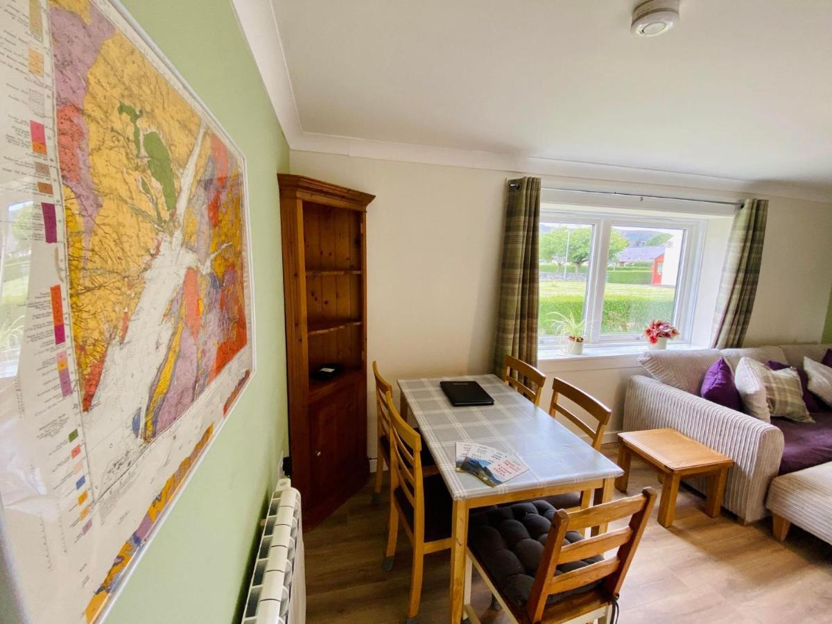 Cosy Town Bungalow Inverlochy Bagian luar foto